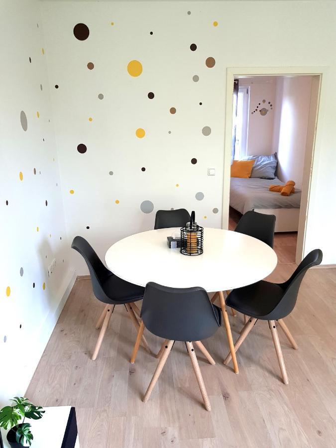 Theox No 3 Fur 5 Personen Mit Balkon Apartment Duisburg Exterior photo